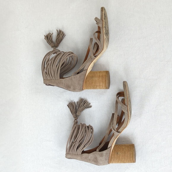 JEFFERY CAMPBELL DESPINA STRAPPY TASSEL SUEDE SANDALS SZ 7.5 - Picture 4 of 6